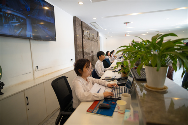 远图钢铁集团,长沙镀锌型材,镀锌管材,黑色型材管材幕墙材料,镀锌代加工 远图钢铁集团,长沙镀锌型材,镀锌管材,黑色型材管材幕墙材料,镀锌代加工